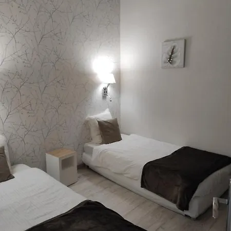 Flore Des Marais Couette-café 3*