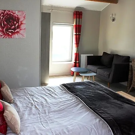Couette-café Flore Des Marais 3*